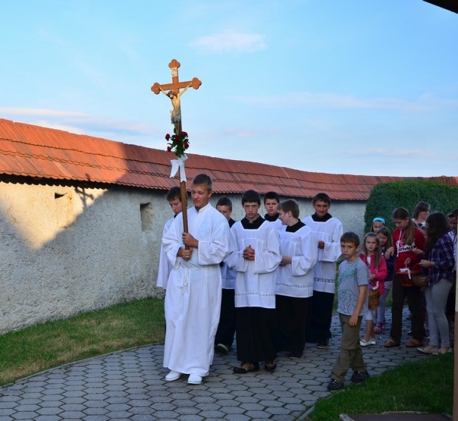 farnost-lovcica-trubin-bozie-telo-2012-012