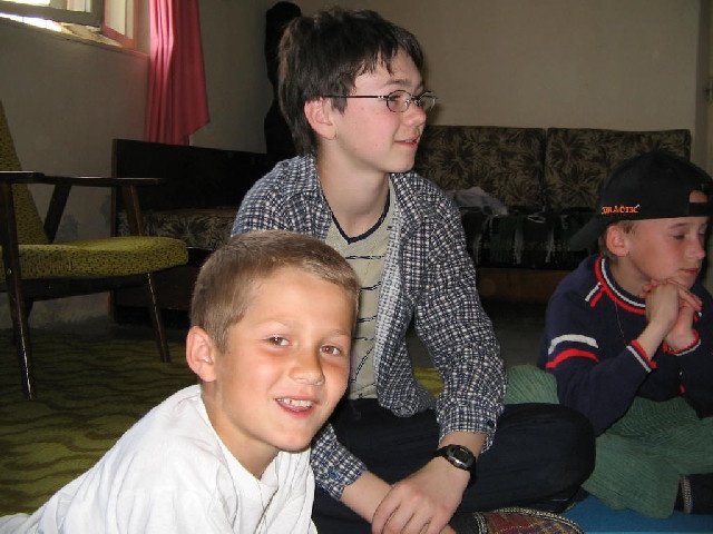 image002