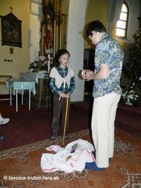 farnost-lovcica-trubin-jaslickova2013-029