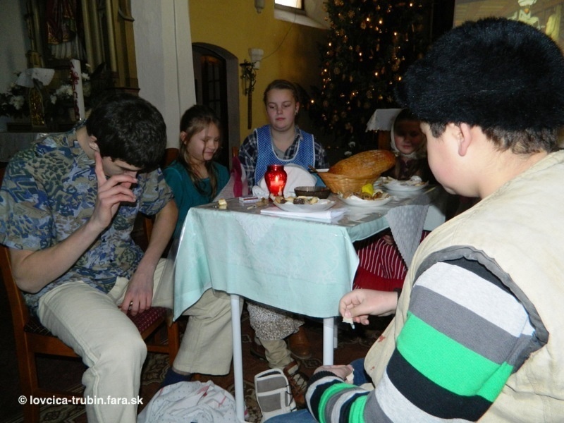 farnost-lovcica-trubin-jaslickova2013-045