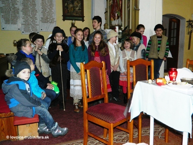 farnost-lovcica-trubin-jaslickova2013-048
