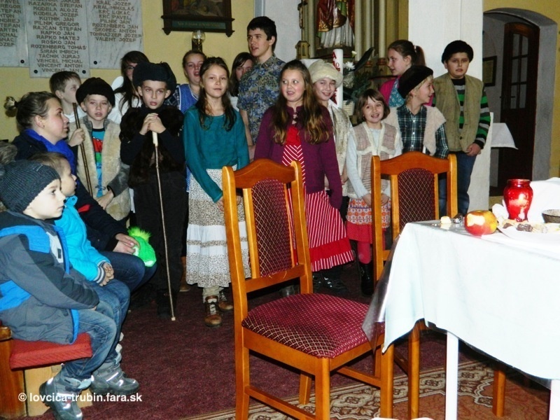 farnost-lovcica-trubin-jaslickova2013-049