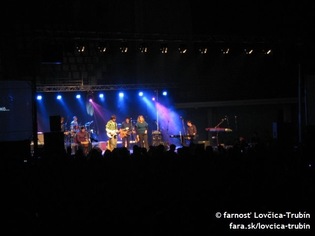 on-je-zivy-2010-nitra-004