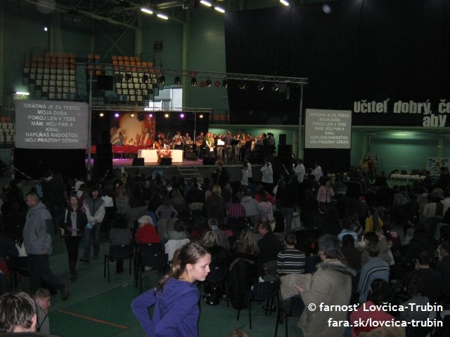 on-je-zivy-2010-nitra-014