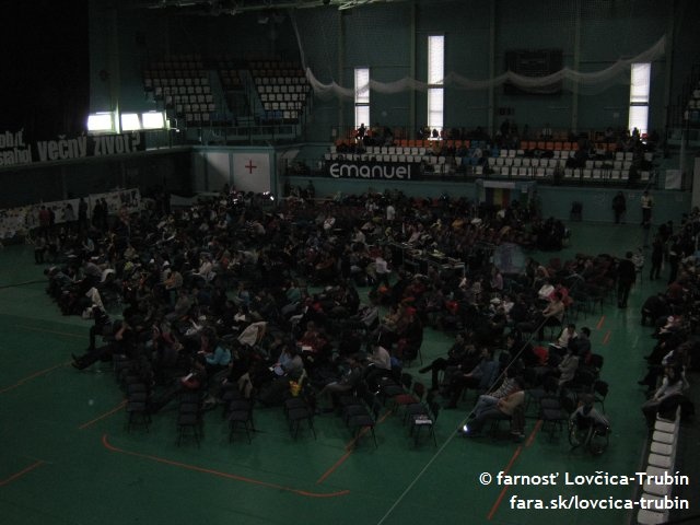 on-je-zivy-2010-nitra-024